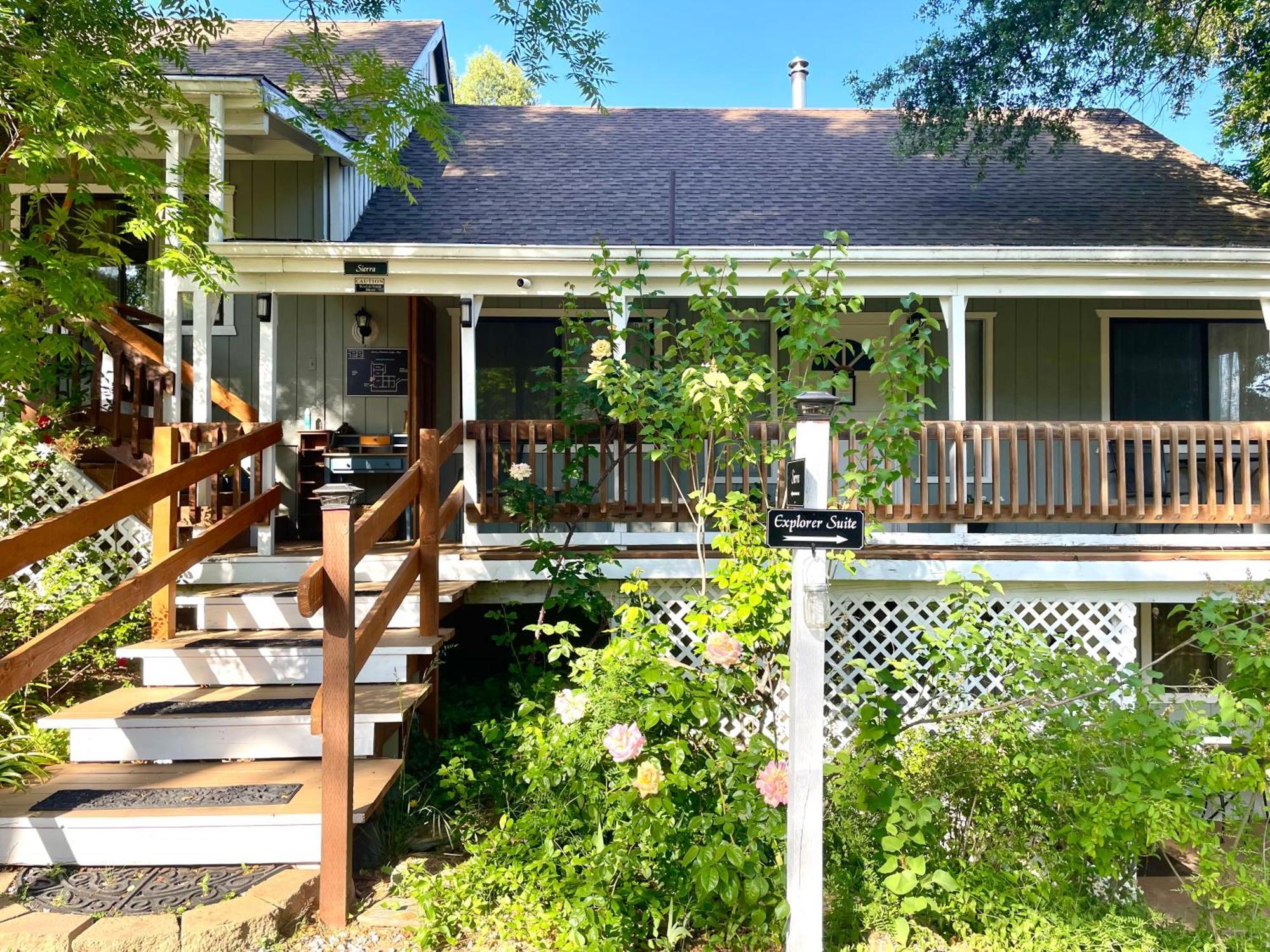 Sierra Mountain Lodge - Vacation Rentals - Yosemite Авани Экстерьер фото