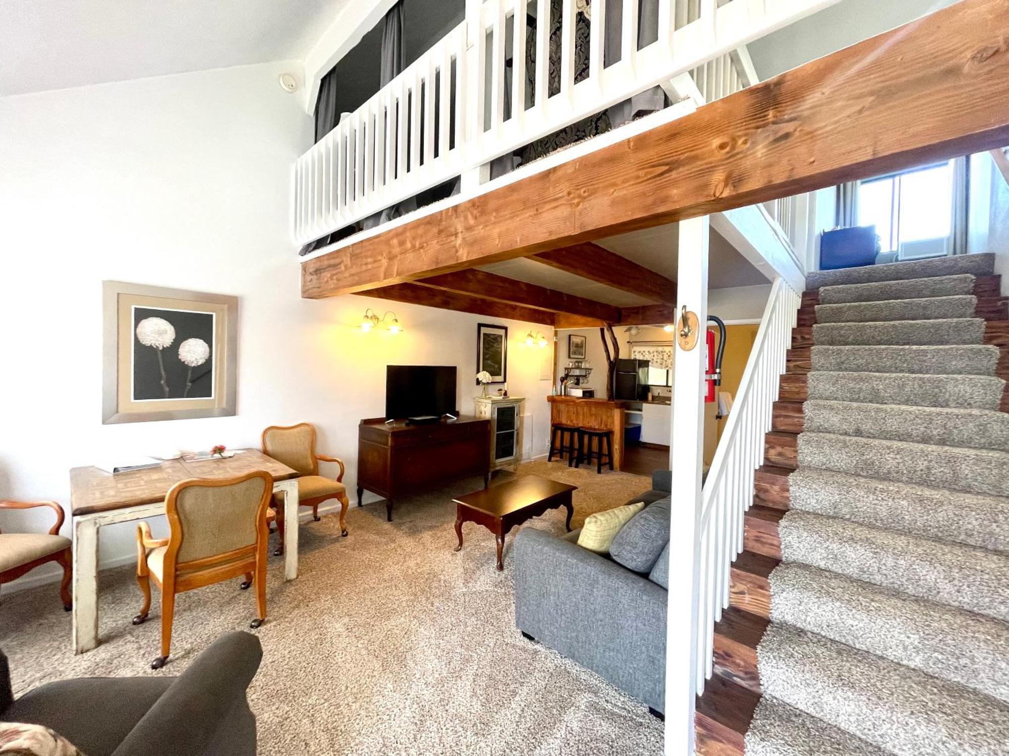 Sierra Mountain Lodge - Vacation Rentals - Yosemite Авани Экстерьер фото