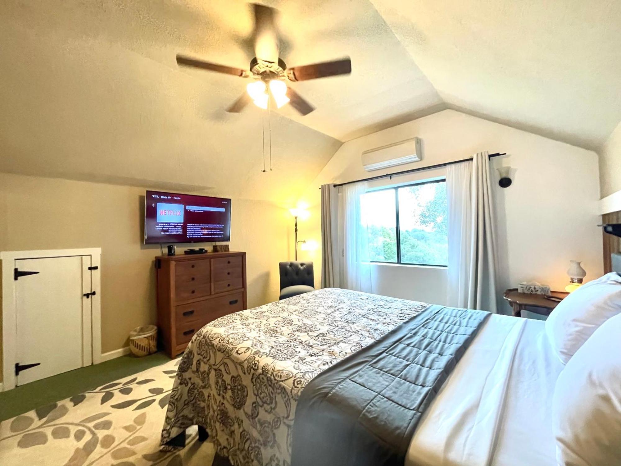 Sierra Mountain Lodge - Vacation Rentals - Yosemite Авани Экстерьер фото