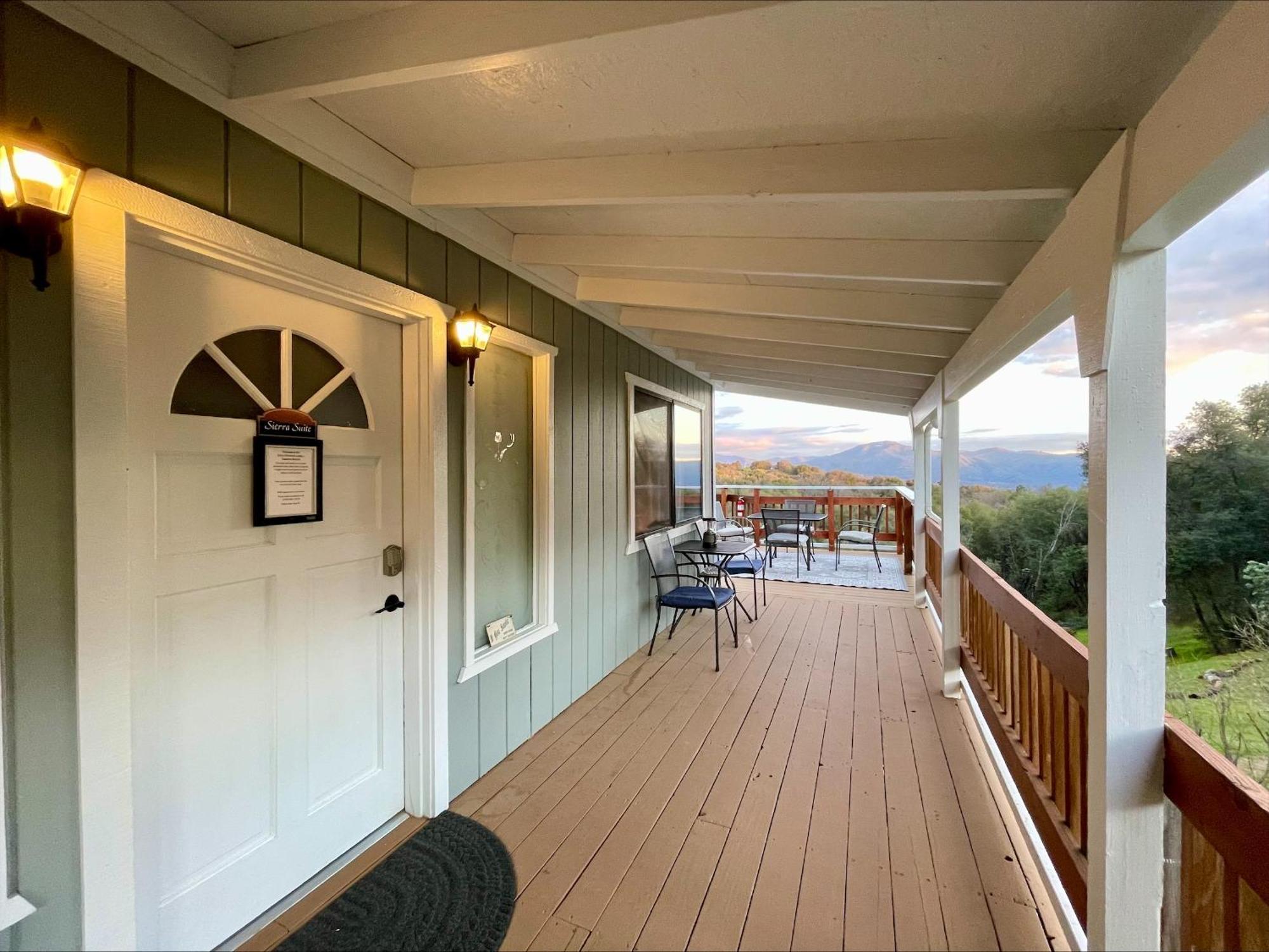 Sierra Mountain Lodge - Vacation Rentals - Yosemite Авани Экстерьер фото